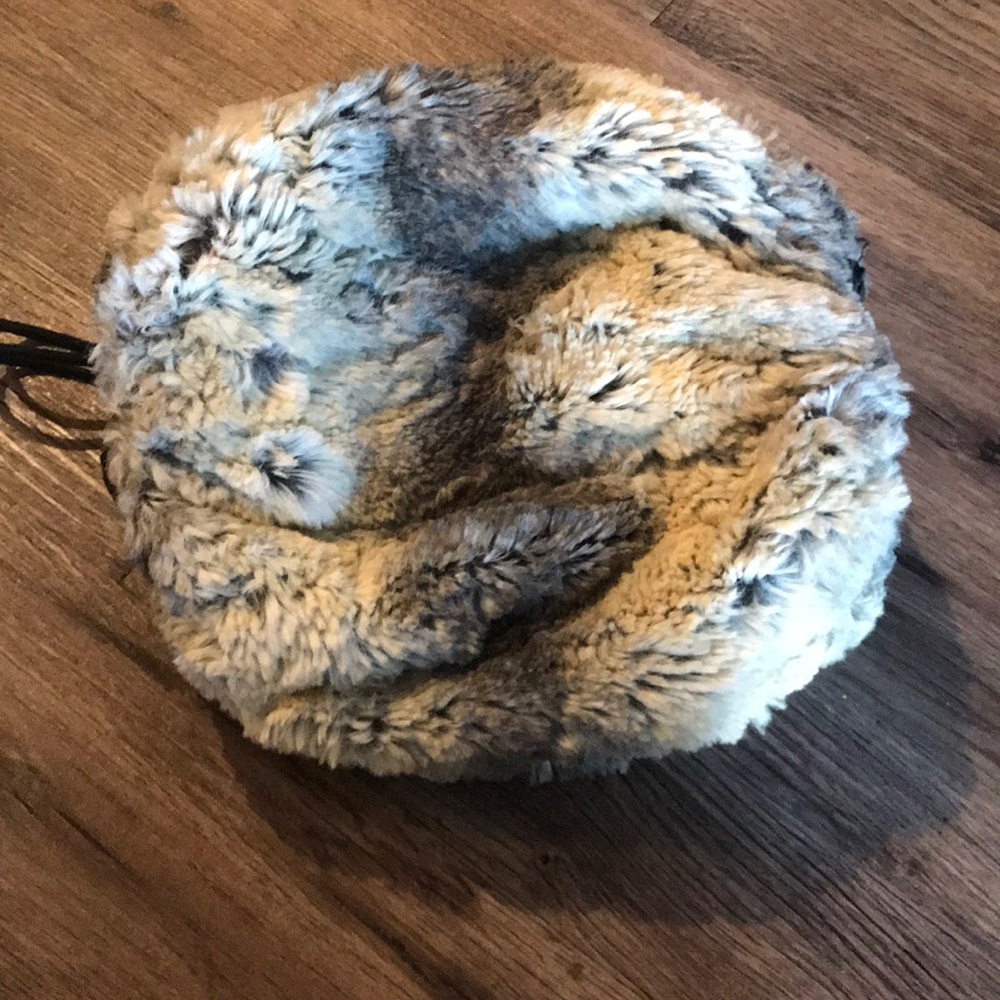 🧨Vintage hand muff purse. Super cute!!